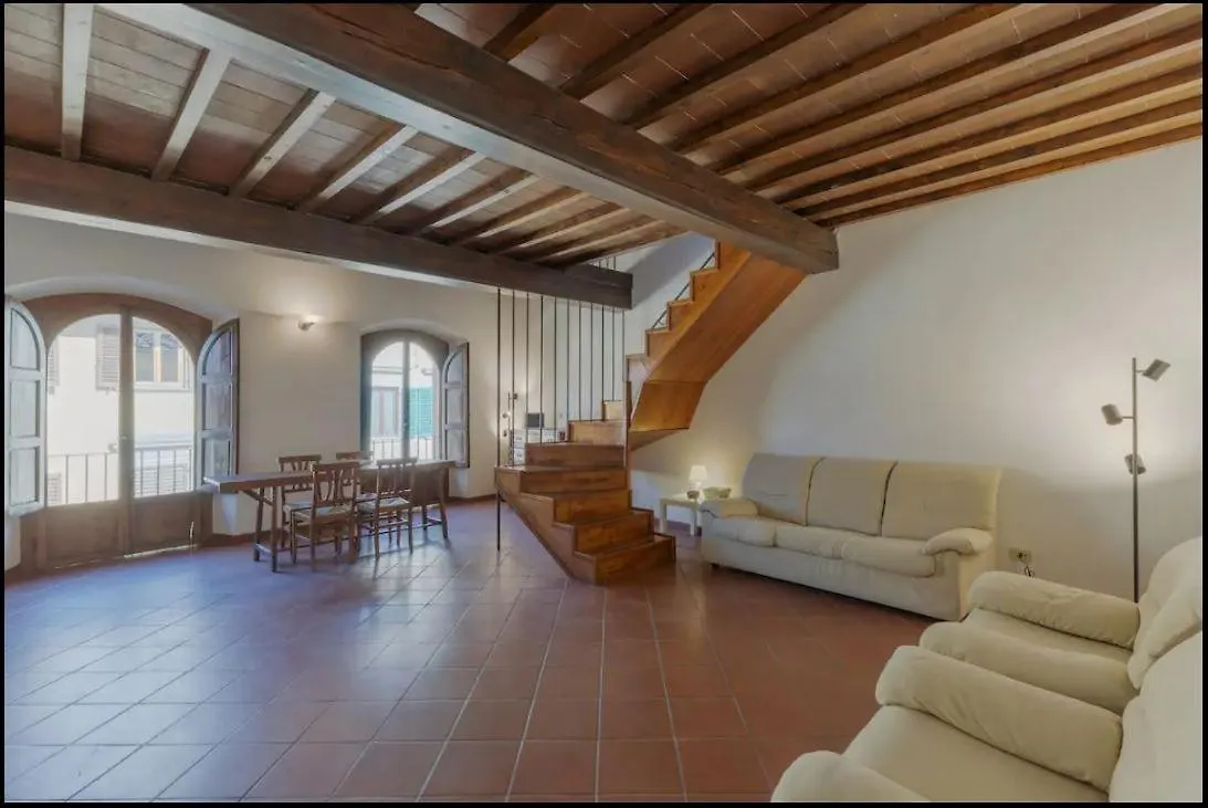 Apartment Pitti View In Serragli Florence Italy