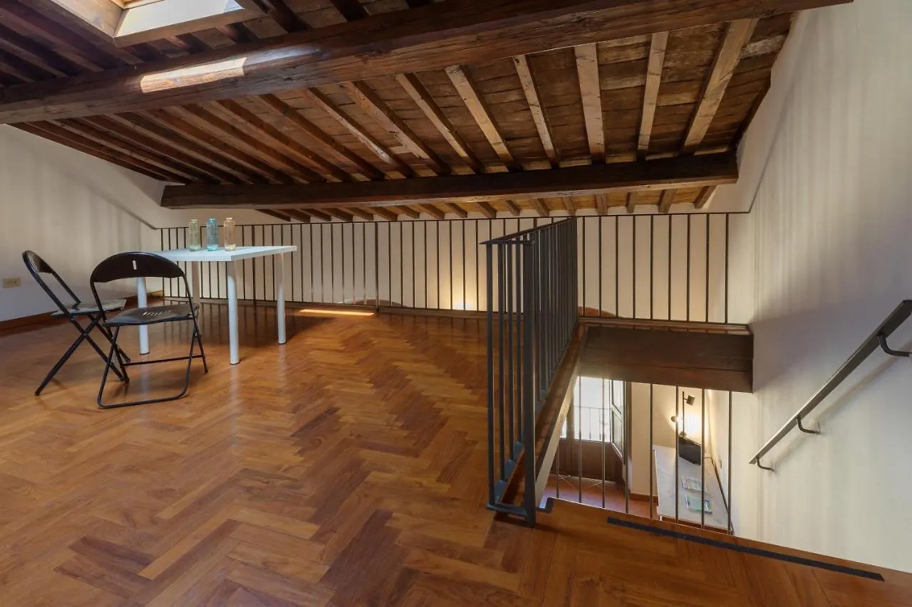Apartment Pitti View In Serragli Florence Italy