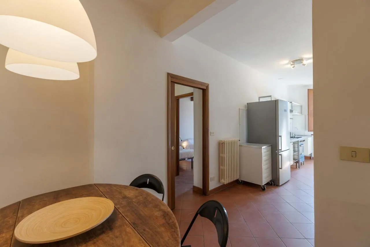 Apartment Pitti View In Serragli Florence Italy